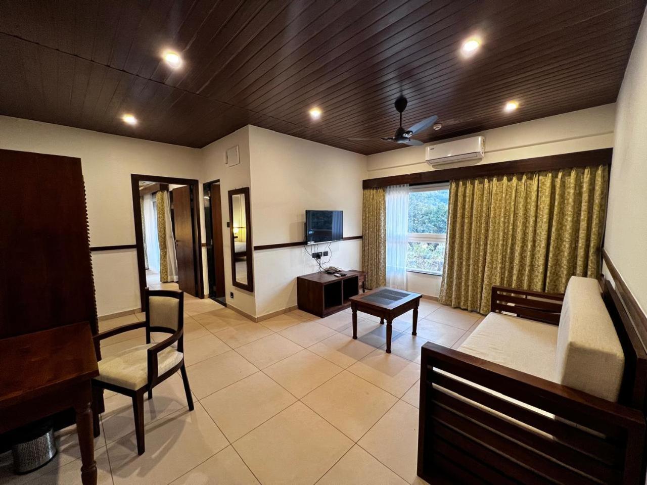 Mastiff Grand La Villae Lonavala Ngoại thất bức ảnh